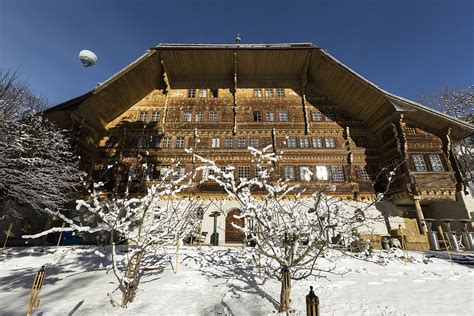 Shops with Dior in Gstaad and surroundings title